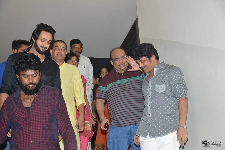 Celebs-at-Om-Namo-Venkatesaya-Movie-Special-Show